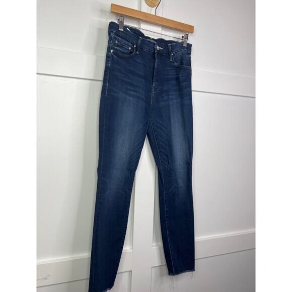 NEW Mother High Waisted Looker Ankle Fray Dark Wash in Tounge in Chic - Picture 3 of 9